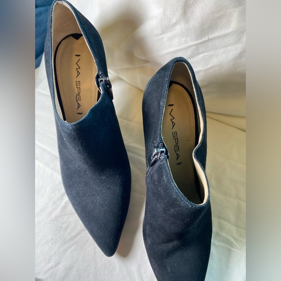 Via Spiga black suede ankle boots- Size 7 - Picture 5 of 7